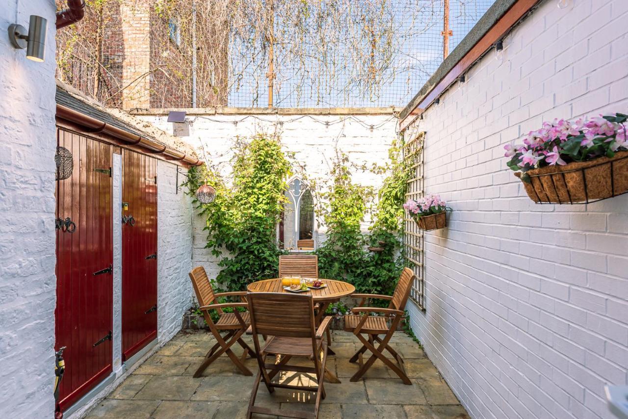 15 Brownlow Street York Eksteriør billede